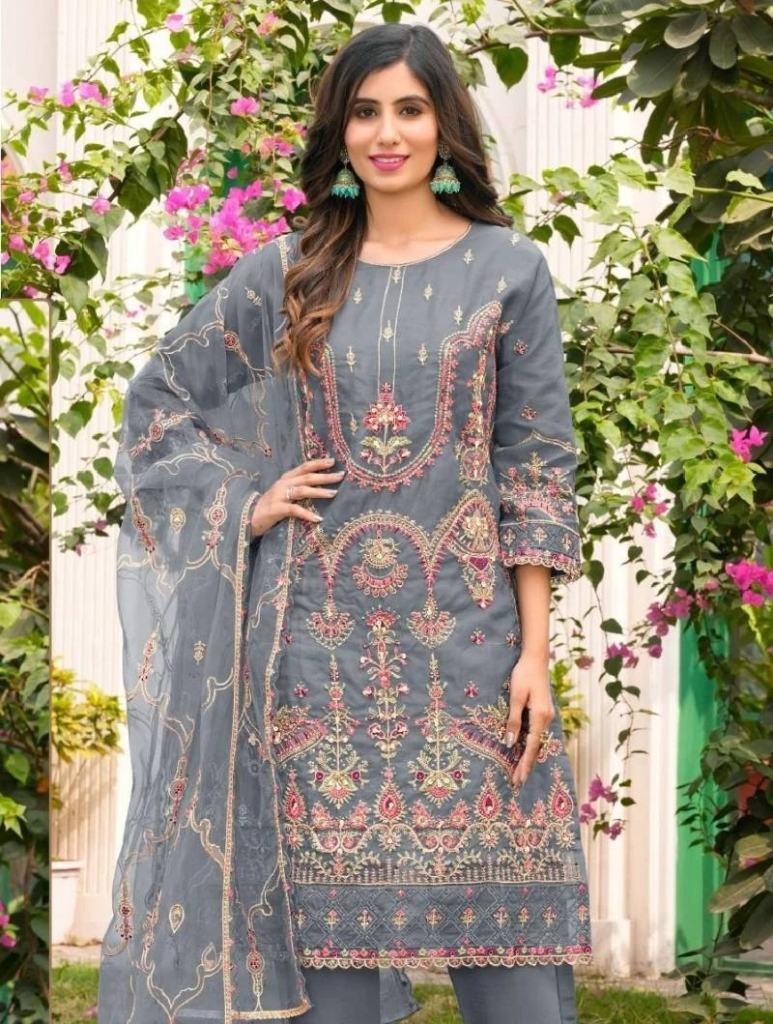 Ramsha R 1104 Pakistani Suits Collection