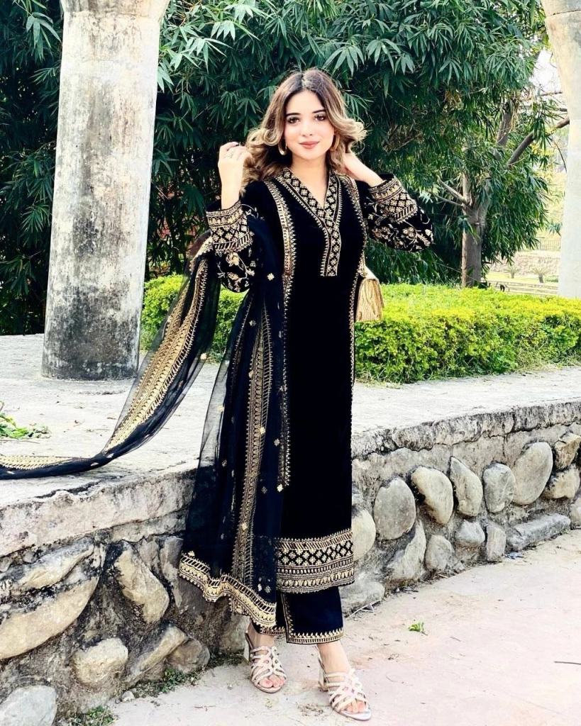 Shop Now 925 Velvet With Zari Embroidery Work Salwar Kameez