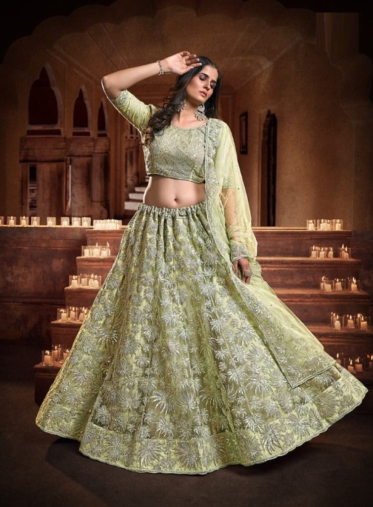https://www.wholesaletextile.in/product-img/Aadhira-Wedding-Wear-Exclusive-1645270528.jpg