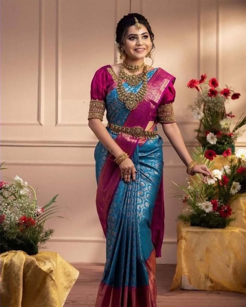 Aadhya Trendy Checks Banarasi Saree 