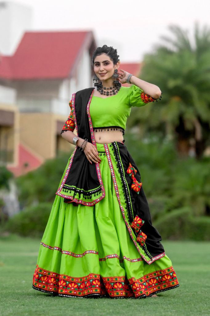 Aawiya 7067 Lehenga Choli