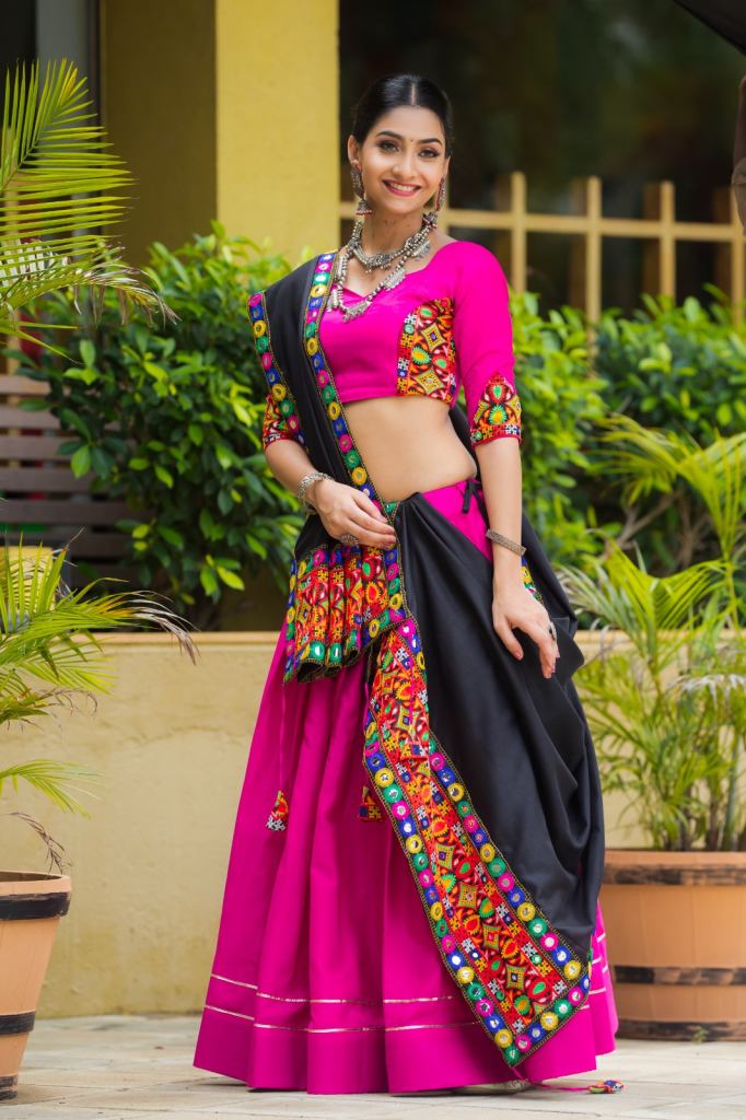 Aawiya 7070 Navratri Cotton Lehenga Choli