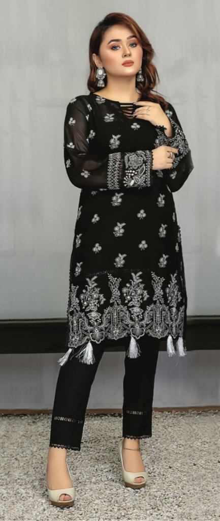 Alk Khushbu Salina Black And White Pakistani Salwar Kameez