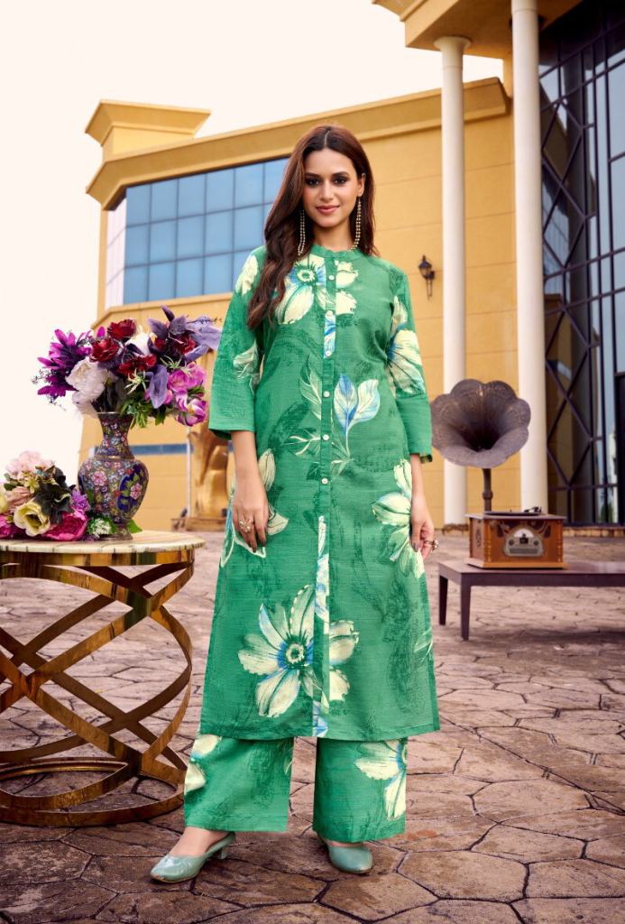 At Sia  Casual Wear Top And Bottom