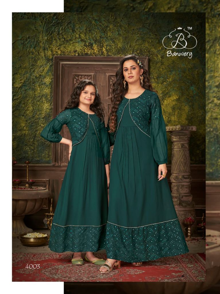 mom and daughter combo @karthikadesignstudio call or whatsapp at 09483056…  | Mother daughter matching outfits, Mother daughter dresses matching, Pink  dresses online