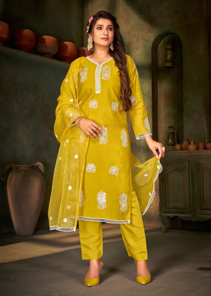 Banwery Peri Peri Party Wear Russian Silk Kurti Bottom With Dupatta Collection