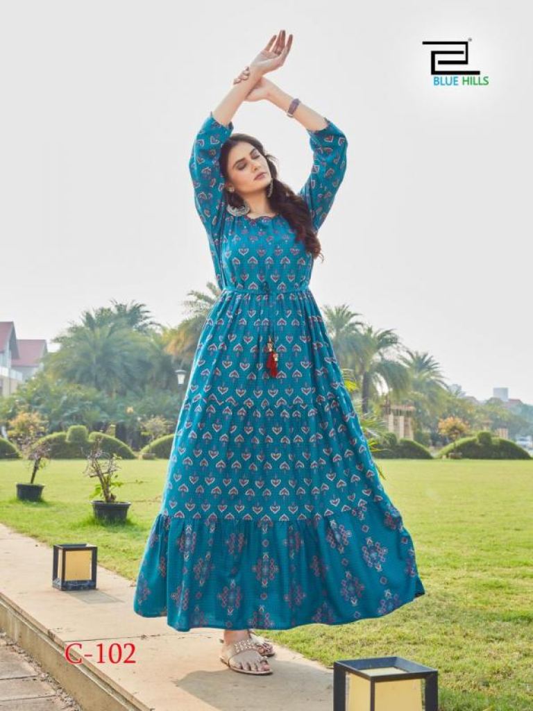 Beautiful Cotton Kurti with brilliant detailing. | Long kurti designs, Kurti  neck designs, Cotton kurti designs