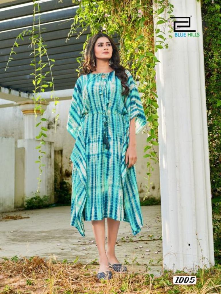 Buy Multicolor Floral Printed Crepe Kurti Online | Samyakk