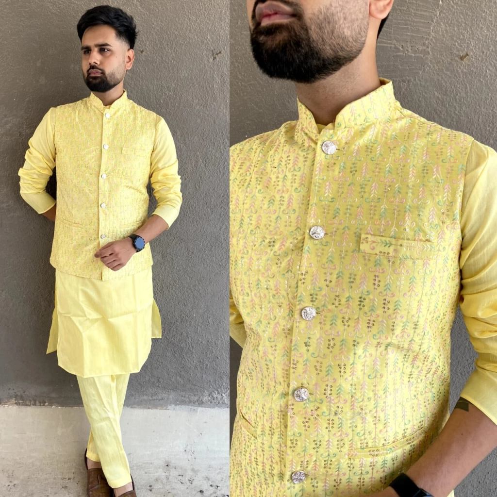Golden Color Kurta Pajama #‎rajwadi #menswear #mensfashion #suit  #‎FeelRoyal ‪#‎Menskurtapaja… | Gents kurta design, Mens kurta designs,  Mens casual dress outfits‬
