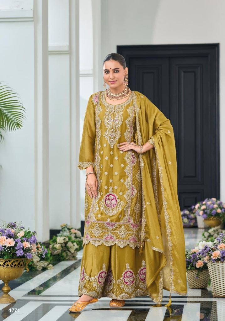 Eba Zulfat Ready Made Pakistani Suits