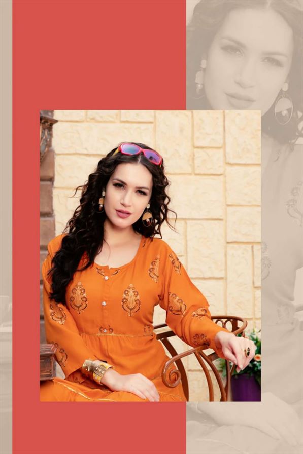 Try These Hairstyles With Kurti To Look Different And Stunning News In  Hindi - Amar Ujala Hindi News Live - Hairstyles For Kurti :दिखना है अलग और  स्टाइलिश तो कुर्ती के साथ अपनाएं ये हेयरस्टाइल