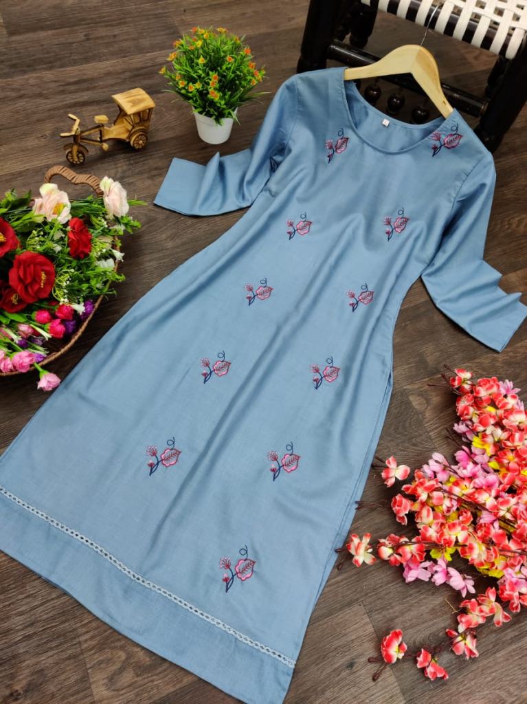 https://www.wholesaletextile.in/product-img/Fc-Rainbow-vol-4-Women-Cotton--1627379940.jpeg