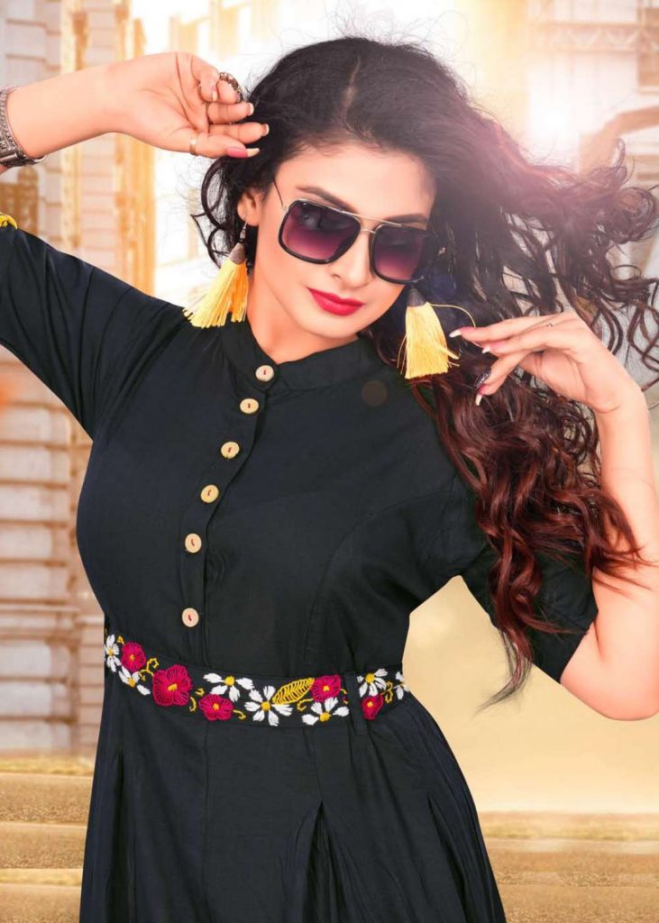 7 Hairdos That Can Work Wonders with Your Anarkali Suits  MISSPRINT