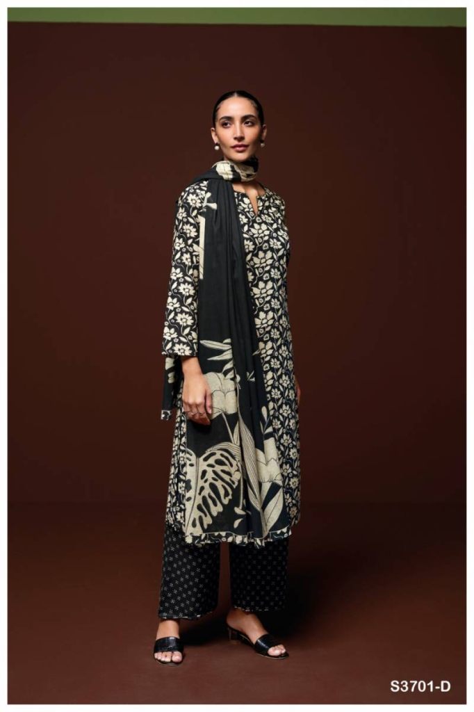 Ganga Jivika Printed Salwar Kameez