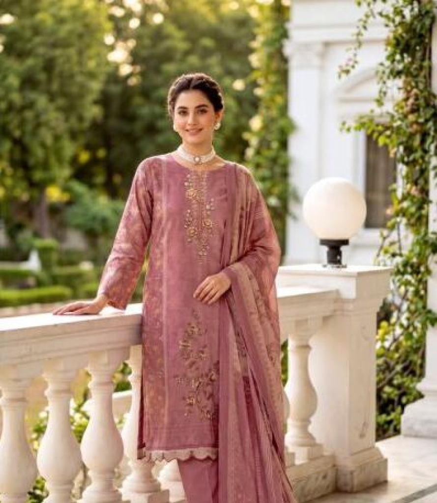Glossy Simar Kaveri Digital Print Embroidered Salwar Kameez