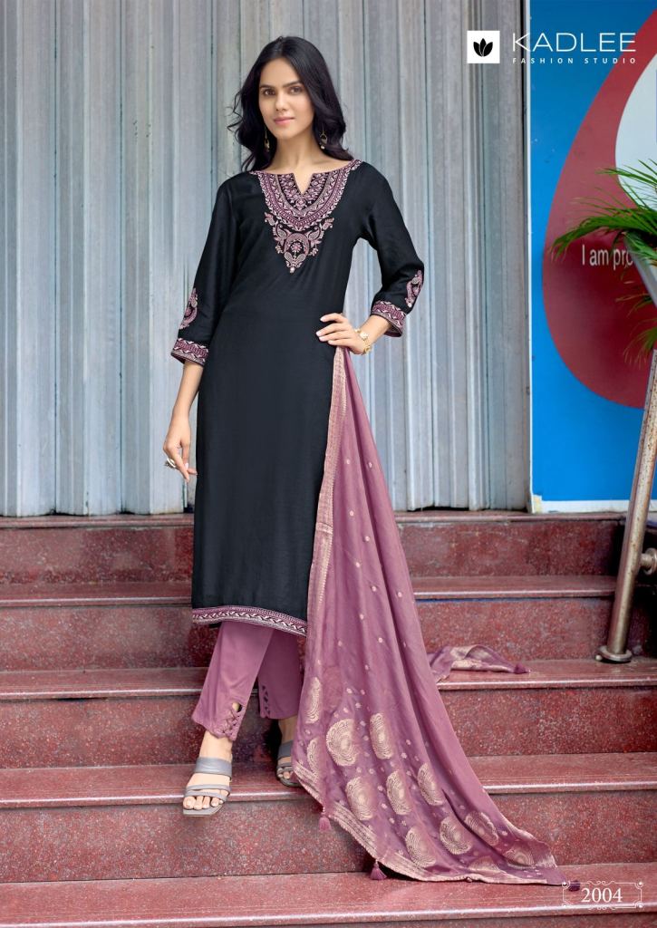 Kadlee Khanak Kurti Pant And Dupatta