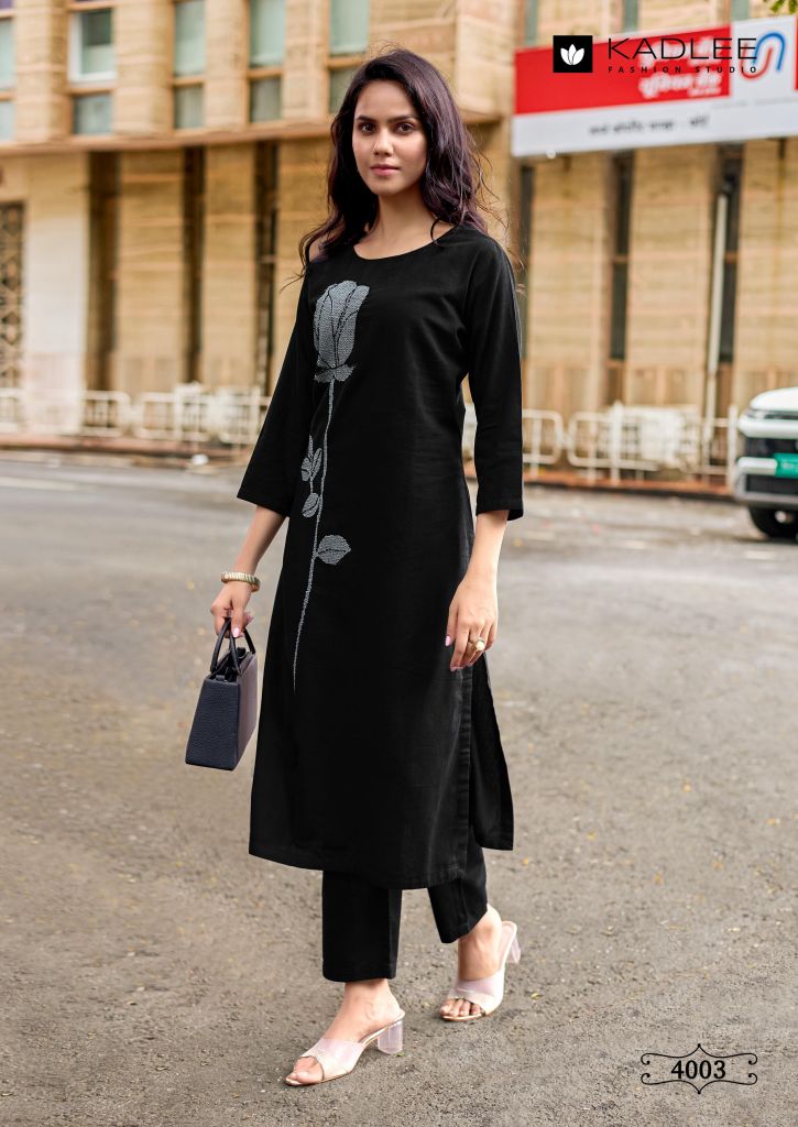 Kadlee Levisha Weaving Worked Kurti With Bottom