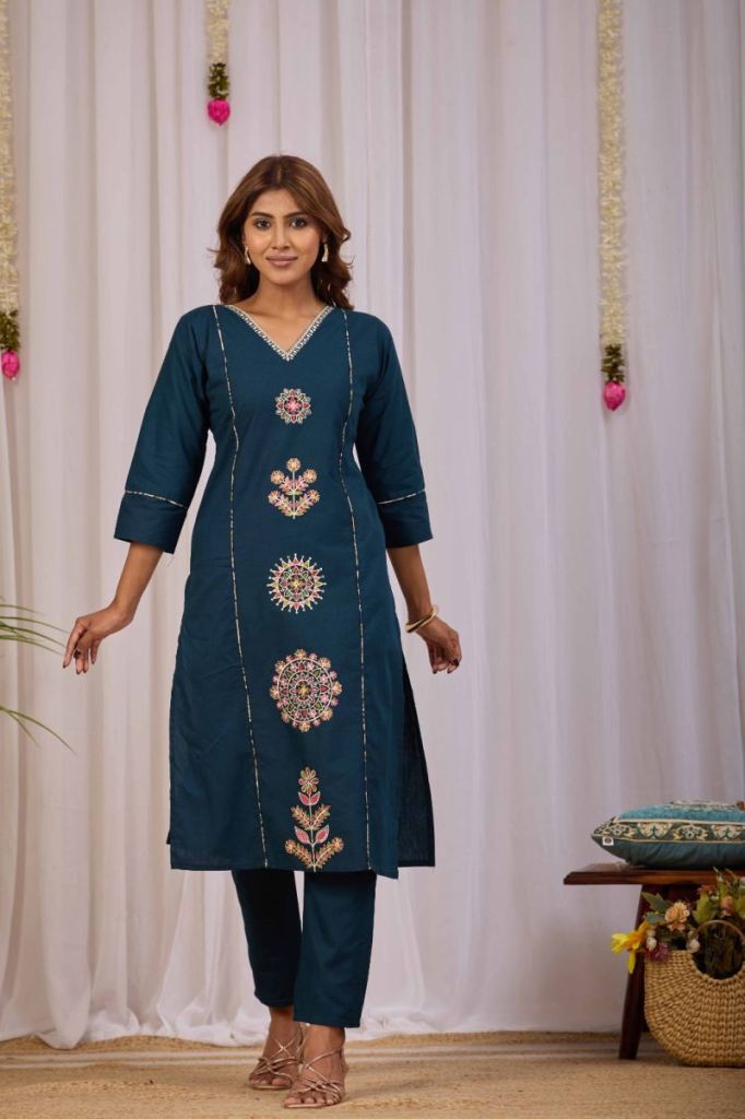 Md Mahi 27 Embroidered Kurti With Bottom
