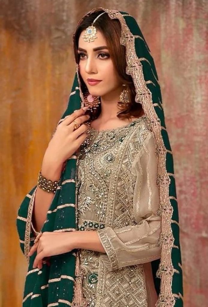 Mehfooz Aa 1015 Faux Georgette Pakistani Suits