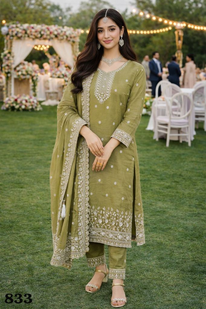 Mrudangi Keshvi Embroidered Salwar Kameez