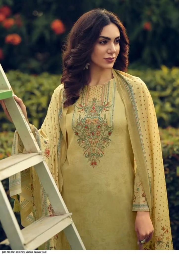Noor Aira Viscose Digital Print Khatli Work Salwar Kameez