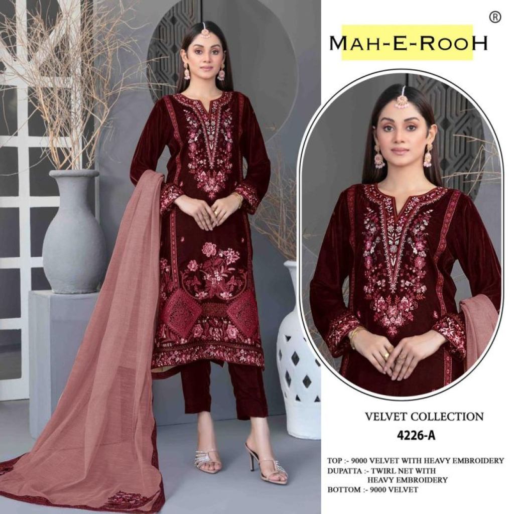 Noor E Zoya Velvet Sequence Embroidered Salwar Kameez