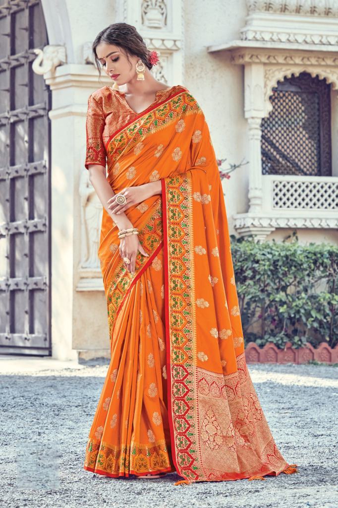 Sangam  Chand Chakori Zari Weaving Pure Silk Sarees