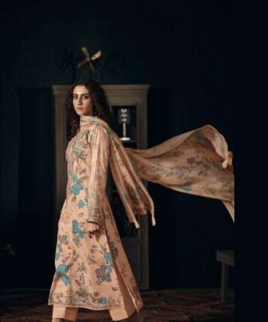 Sadhana Gulzar Digital Printed Salwar Kameez