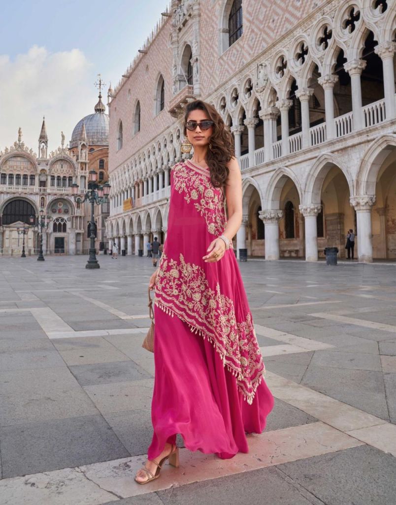 Sayuri Crown Designer Indo Western
