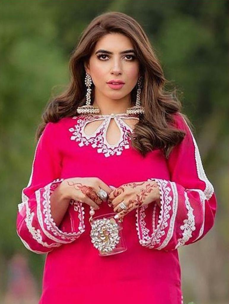 Shree R 1002 Georgette Embroidery Pakistani Style Suits