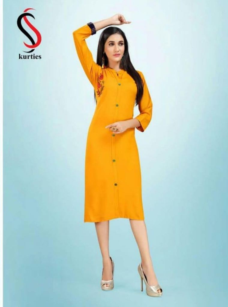 https://www.wholesaletextile.in/product-img/Ss-presents-Purvi-vol-3-Daily--1599900405.jpg