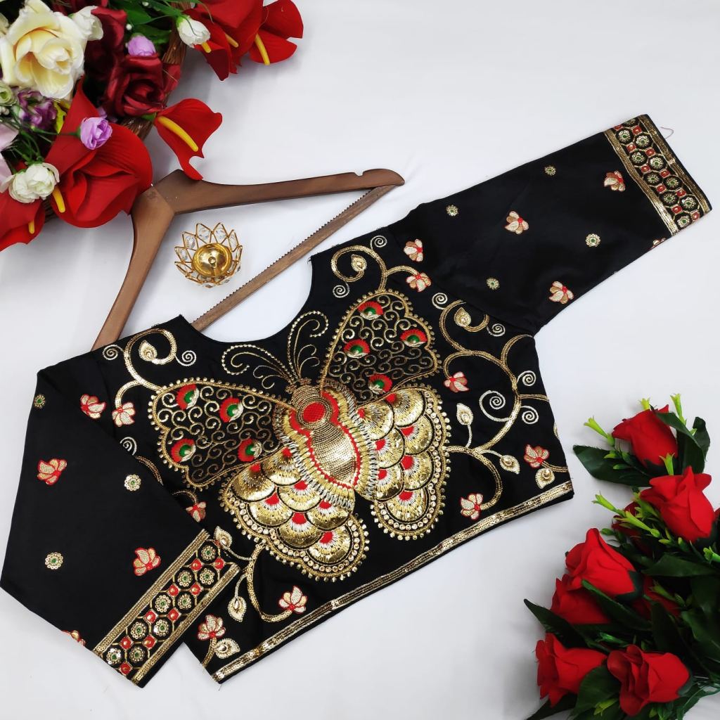 https://www.wholesaletextile.in/product-img/Traditional-Ready-made-Designe-1635318196.jpeg