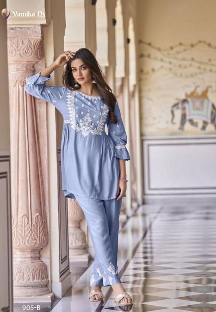 Vamika Nx Vintage Western Top