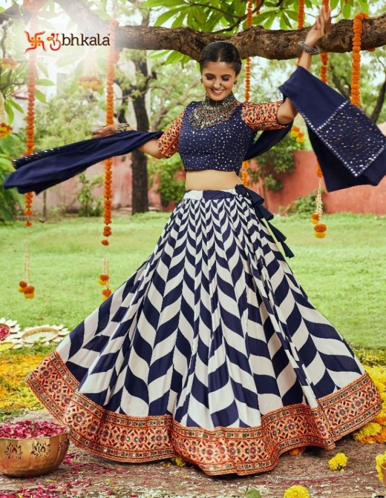 White with Navy blue  Muslin Cotton Festival   Wear Navratri Collection Chaniya Choli