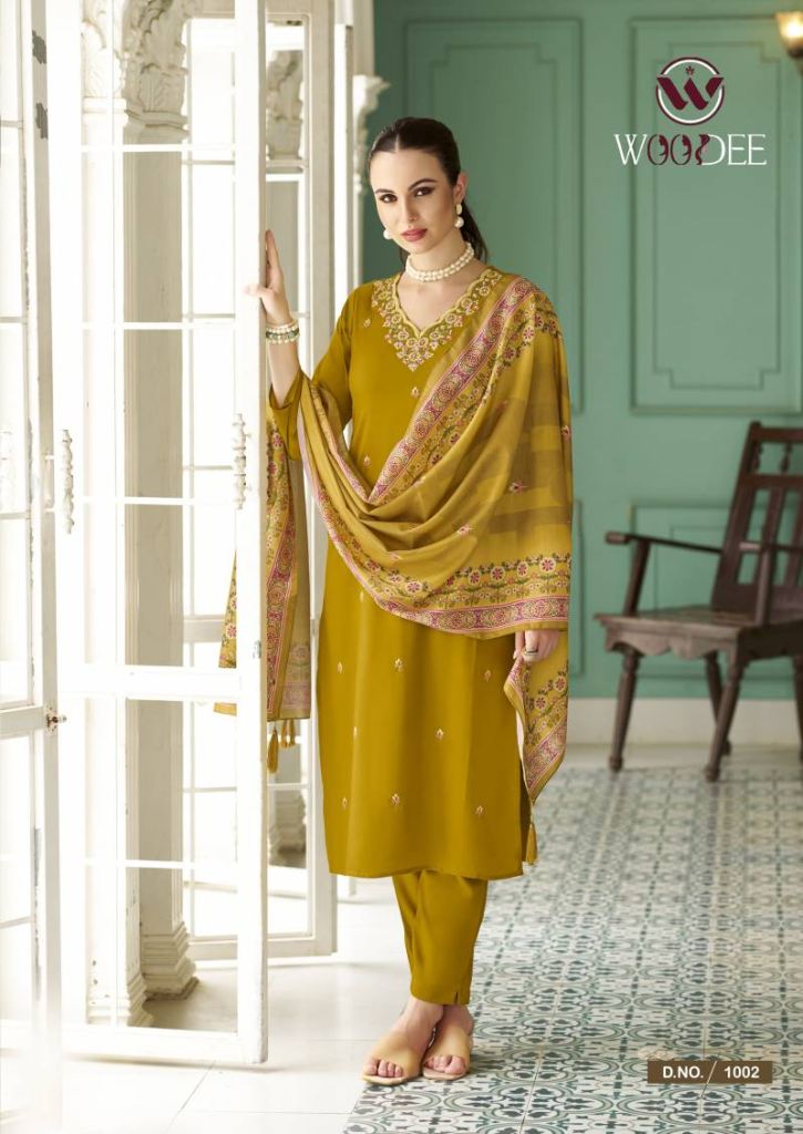 Woodee Chitraa Rayon Threadwork Kurti