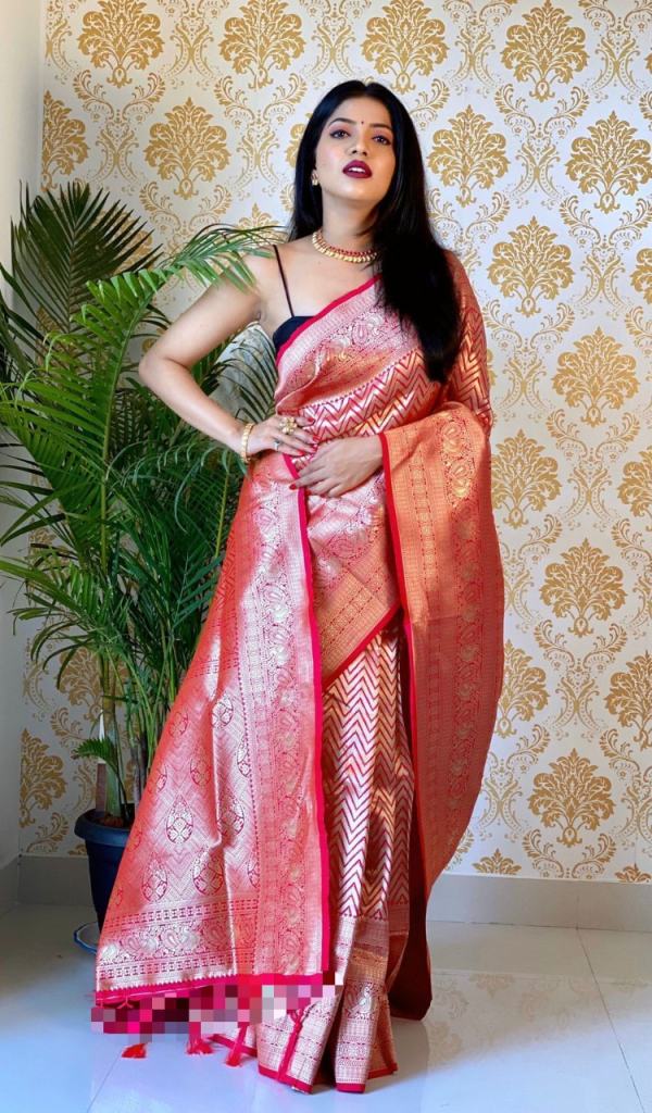 light pink  Festive Wear Banarasi Silk Saree Collection