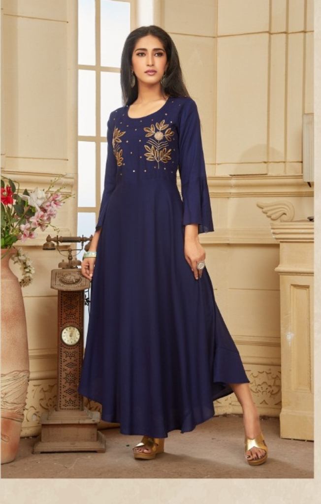 Thapnath Women Solid Flared Kurta - Buy Thapnath Women Solid Flared Kurta  Online at Best Prices in India | Flipkart.com